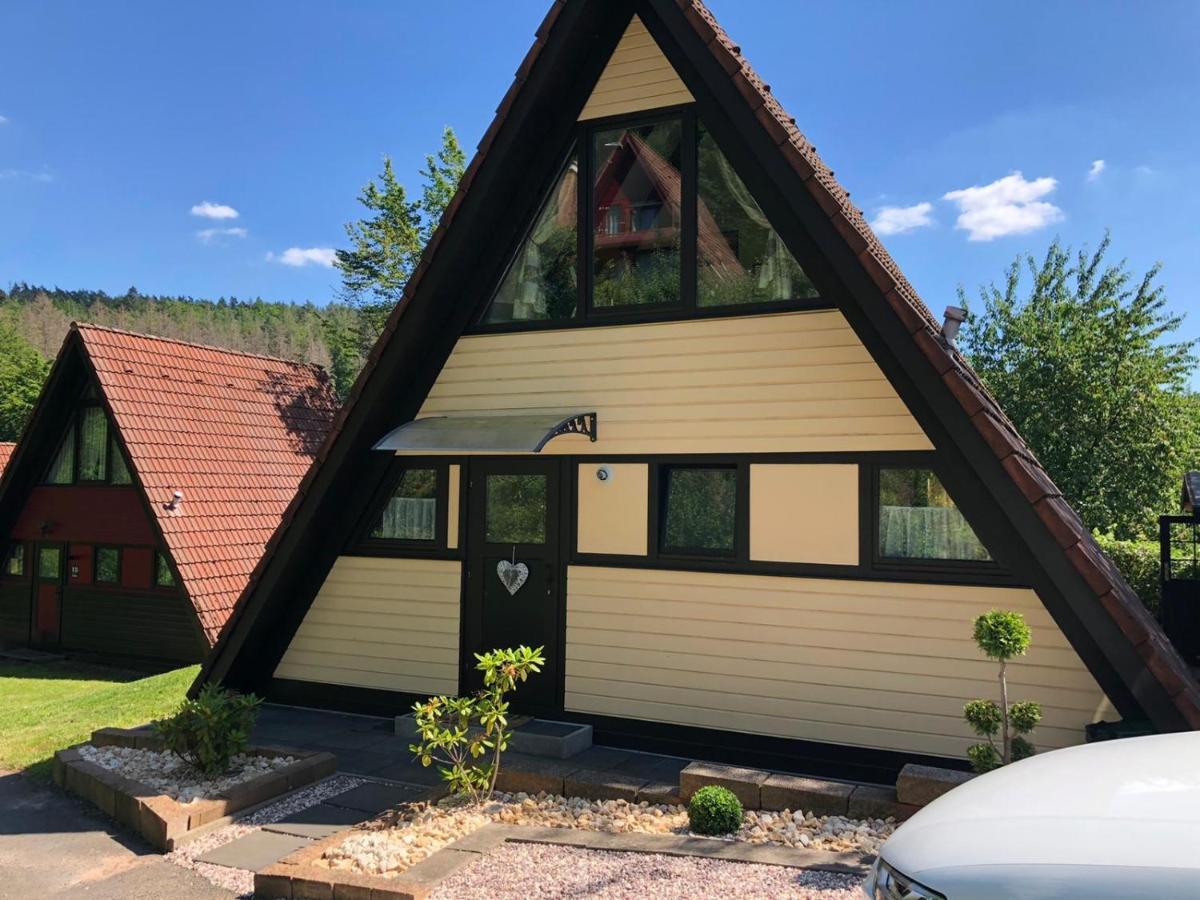 Natur Pur - Waldurlaub Im Tiny House Ronshausen Exterior foto